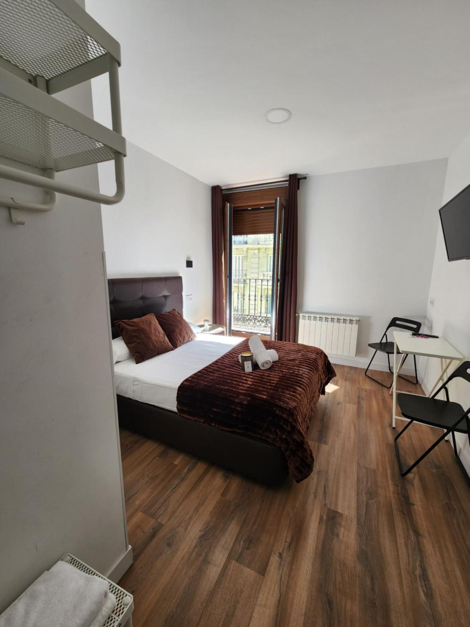 Hostal Arenal Madrid Exterior photo